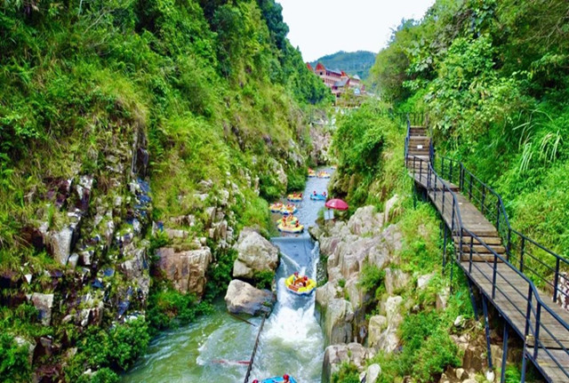 （商务团，当天9点前预订需10人起）五指山红峡谷栈道门票